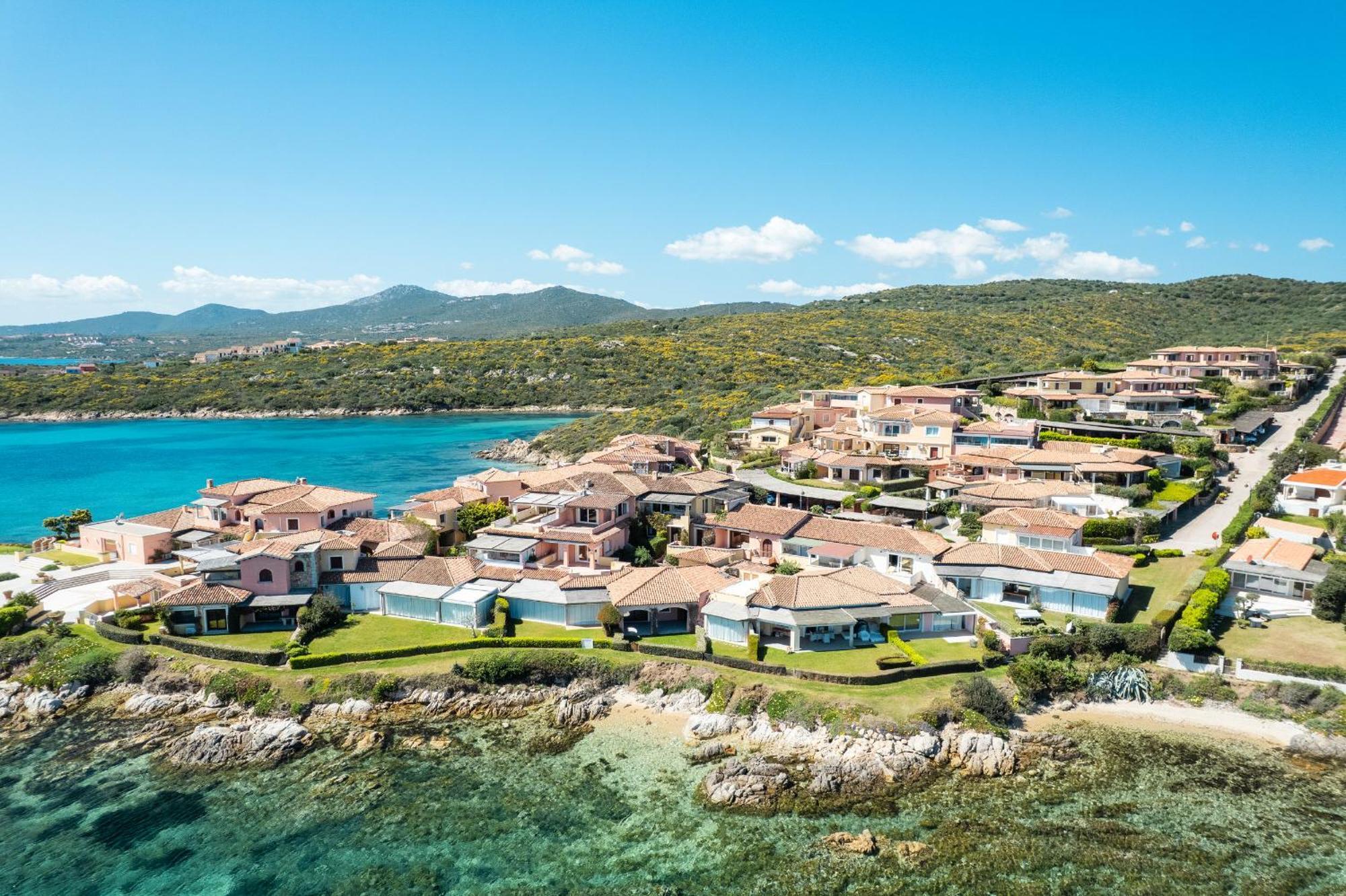S'Abba Seafront Apartments - Your House In Sardinia Golfo Aranci Luaran gambar