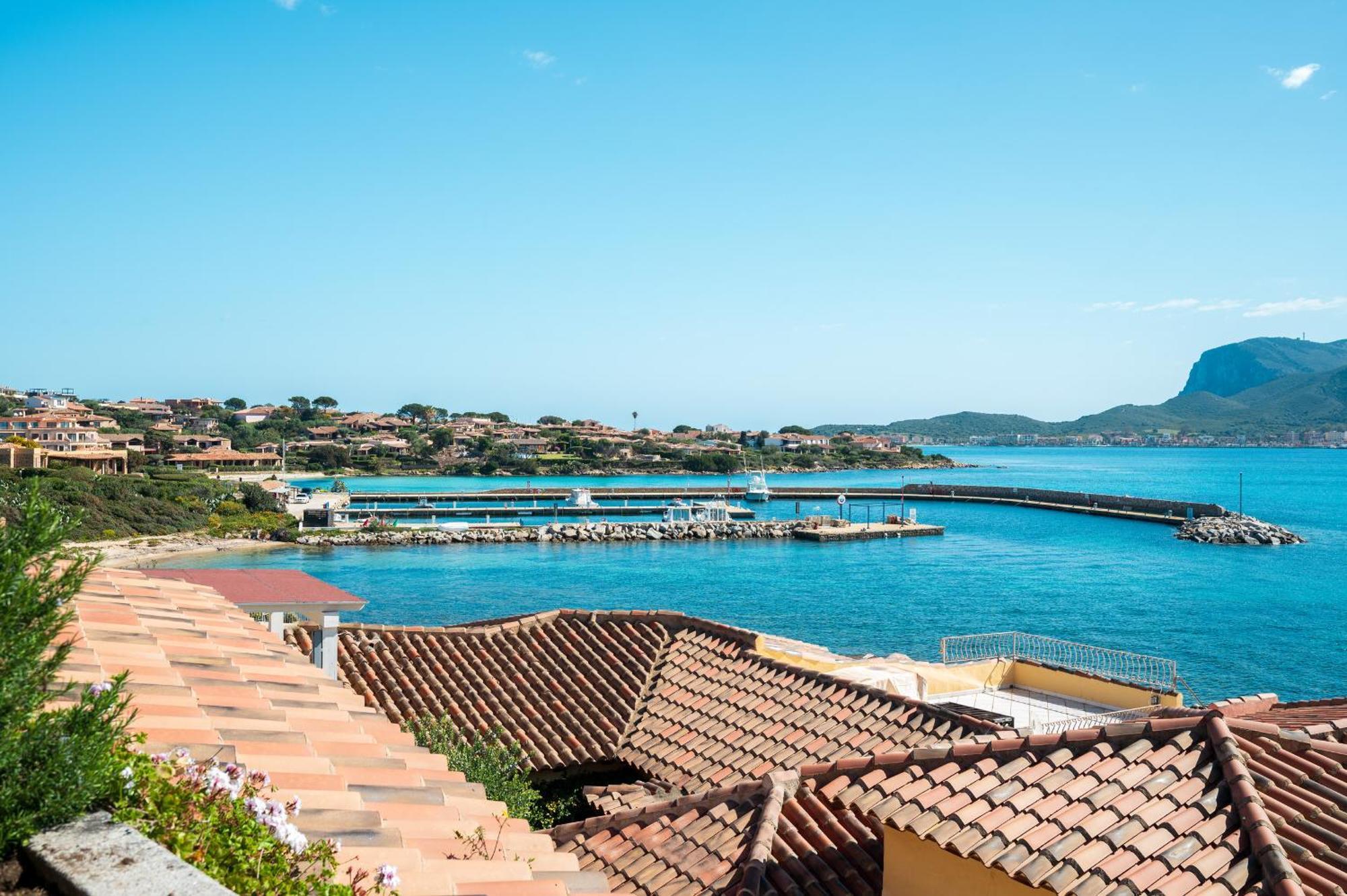 S'Abba Seafront Apartments - Your House In Sardinia Golfo Aranci Luaran gambar