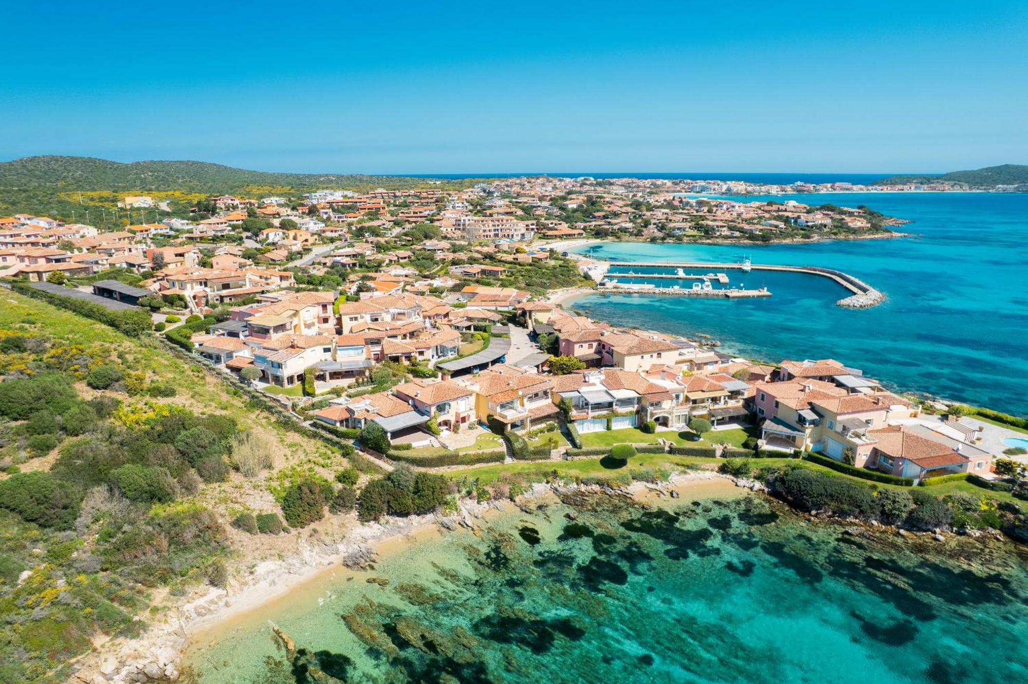 S'Abba Seafront Apartments - Your House In Sardinia Golfo Aranci Luaran gambar